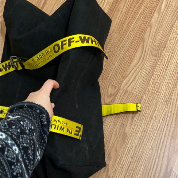 Authentic Off-White signature big bag - Picture 8 of 8